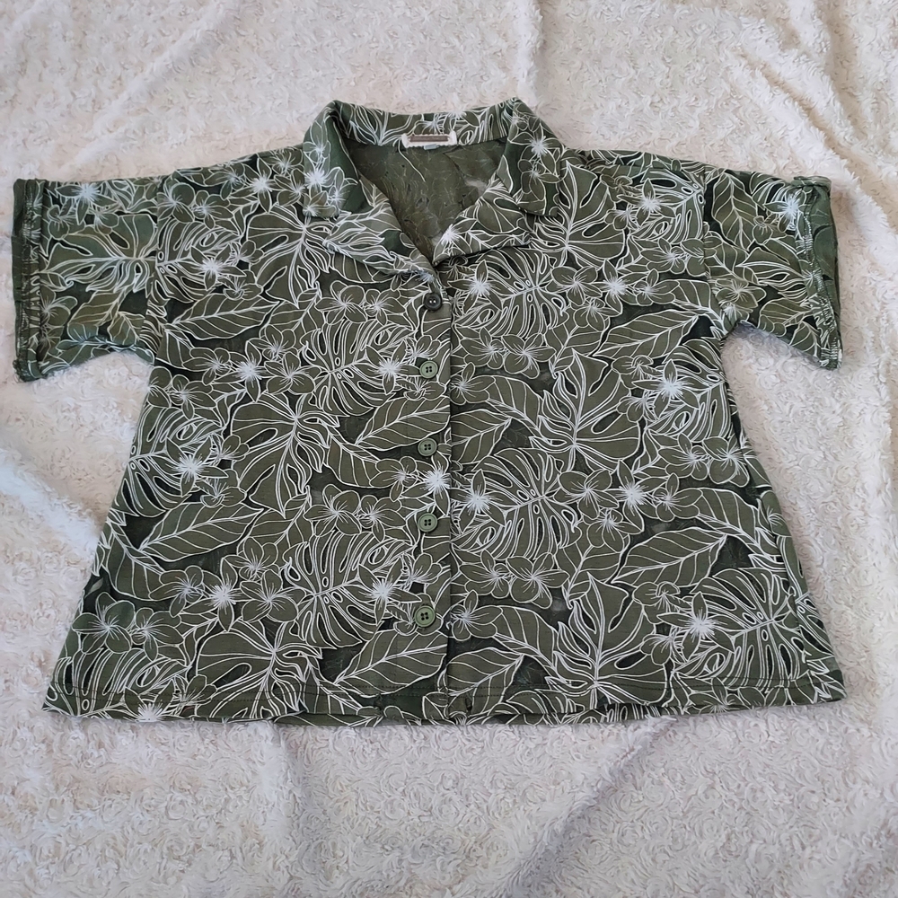 Tropical Patterned Green Semi Sheer Button Down Shirt Vacation Travel Spring